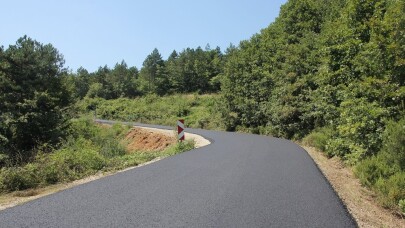 Akyazı’da iki mahalle yolu yenileniyor
