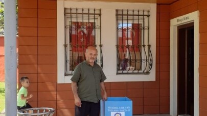Atık yağlar yağ bidonlarına
