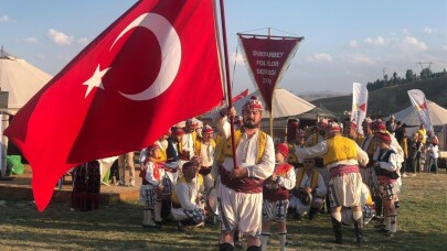 Balıkesir tanıtım çadırına Malazgirt’te büyük ilgi