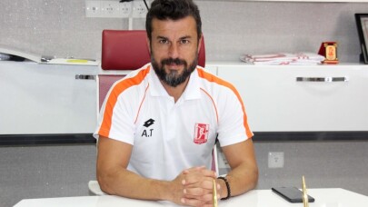 Balıkesirspor Teknik Direktörü Ali Tandoğan: