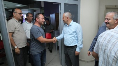 Başkan Büyükgöz, mesai arkadaşlarıyla bayramlaştı