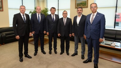 Başkentini değiştirecek olan Endonezya Türk yatırımcıları bekliyor
