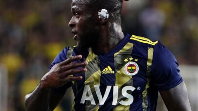 Fenerbahçe’nin Gazişehir Gaziantep ile oynadığı maçta sakatlanan Victor Moses’ın 5 hafta sahalardan uzak kalması bekleniyor.