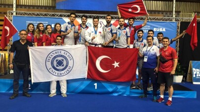 İAÜ Karate Takımı Avrupa’da üçüncü oldu