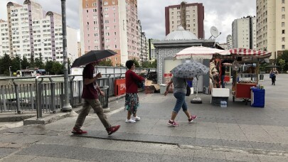 İstanbul’da beklenen sağanak başladı