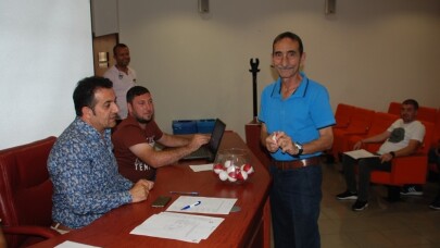İzmit Belediyesi’nin “Başkanlık Kupası”nda kuralar çekildi