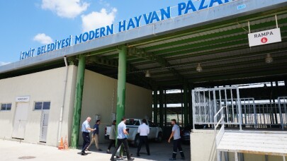 İzmit’te köylülere özel hayvan satış alanı