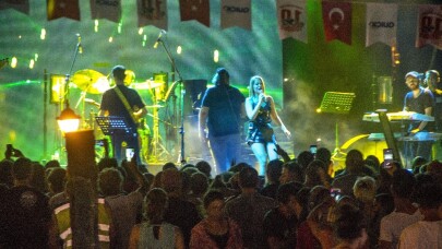 Motosiklet tutkunları Quick Sigorta 9. Balıkesir Motosiklet Festivali ile coşuyor