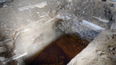 Sarıyer’de defineciler tarihi kiliseyi talan etti