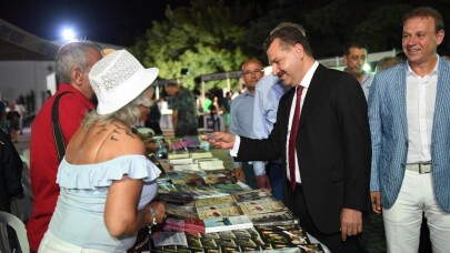 Yücel Yılmaz:"Hizmetin siyaseti olmaz"