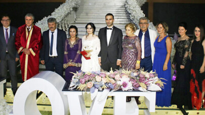 Burcu ile Zafer; rüya gibi bir düğünle yuvalarını kurdu
