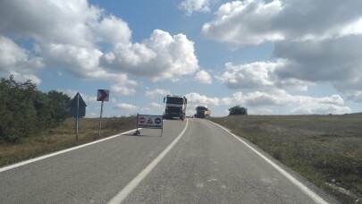 Akçaova yolu bakımdan geçirildi