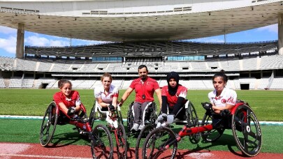 Bağcılarlı milli sporcular Fransa’da şampiyon oldu