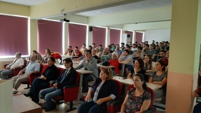 Balıkesir Üniversitesi Edremit Meslek Yüksekokulu’nda 2019-2020 Eğitim-Öğretim Yılı açılış töreni yapıldı ve ilk ders verildi