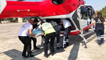 Balıkesir’de helikopter ambulans genç hasta için havalandı