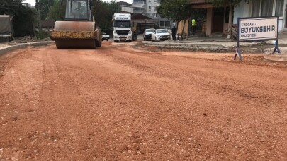 Büyükşehir’den Tavşantepe’de yol yenileme çalışması