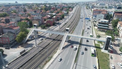 Büyükşehir’in yol yapım çalışmaları sürüyor