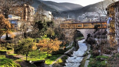 Çarşılı köprüler kardeş oldu