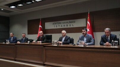 Cumhurbaşkanı Erdoğan: “8 hafif yaralı var, bazı binalarda hafifi hasar söz konusu”