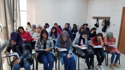 Darıca’da üniversite hazırlık kursları başladı