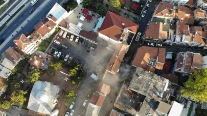 Fatih’te depremde zarar gören 3 tarihi bina drone ile görüntülendi