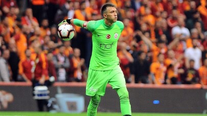 Fenerbahçe derbisinin en deneyimlisi Muslera