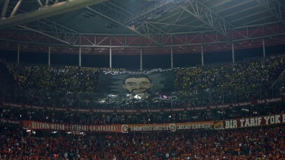 Fenerbahçe tribünleri Koray Şener’i unutmadı