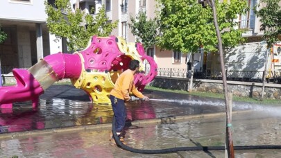 Gemlik’te parklar pırıl pırıl