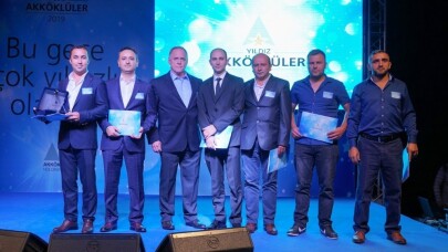 Gizemfrit, Yıldız Akköklüler gecesinden ödül ile döndü