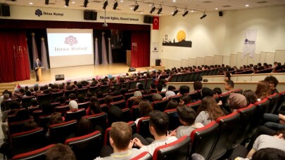 İhlas Kolejinde yeni eğitim yılının ilk zili çaldı