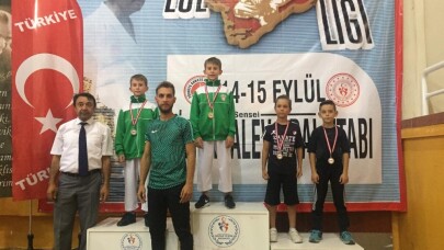 İzmir’de Mustafakemalpaşa rüzgârı esti