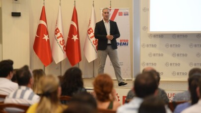 Müşteri ilişkilerini iyi yöneten şirketler rekabette bir adım önde
