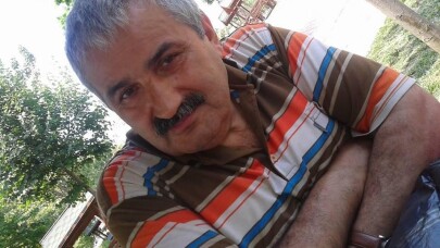 (Özel) Sedye skandalında hayatını kaybeden yaşlı adamın yakını konuştu