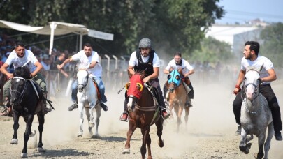Rahvan atların ‘Zafer’ koşusu
