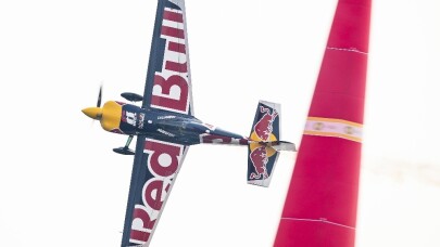 Red Bull Air Race’te şampiyon belli oluyor