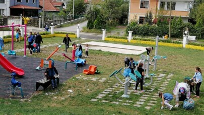 Sapanca Kent Konseyi Kadın Meclisi’nden iki anlamlı etkinlik