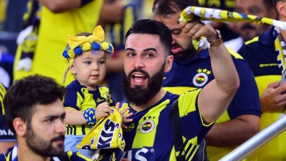 Süper Lig: Fenerbahçe: 1 - Trabzonspor: 0 (Maç devam ediyor)