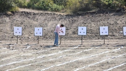 Tek kurşun atışları Sındırgı’da gerçekleşti