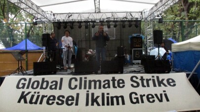 Türkiye 149 ülke ile birlikte "İklim" grevi yaptı