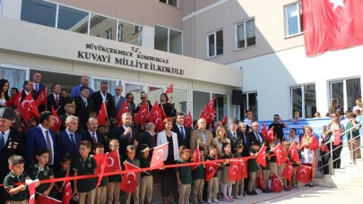 Vali Yerlikaya, Kuvayı Milliye İlkokulu’nun açılışını yaptı