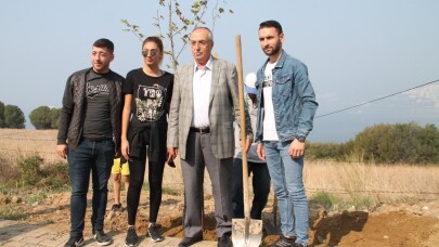 70 fidan toprakla buluştu