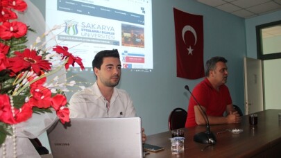 Akyazı MYO erasmus yetki belgesini aldı