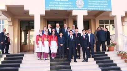 Almatı Başkonsolosu, 1 Nolu Özel Talgar Lisesi’ni ziyaret etti