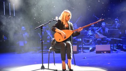 Barış Pınarı Harekatı’na destek için türkü besteledi: "Gör evlat"