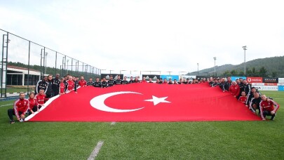 Beşiktaş’tan Cumhuriyet Bayramı kutlaması