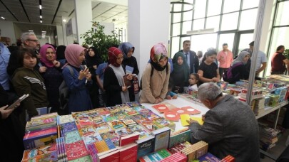 Çayırova Kitap Fuarına büyük ilgi
