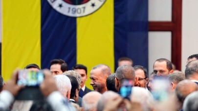 Cumhurbaşkanı Erdoğan, Fenerbahçe Divan Kurulu’na geldi