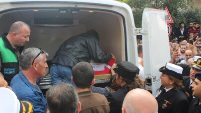 Darıcalı şehit Sarıtosun’un naaşı baba evine getirildi