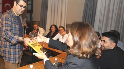 Enver Aysever ile ’yazı akademisi’nin ilk dönemi başladı