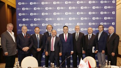 Hizmet İhracatçıları Birliği toplantısında önemli mesajlar verildi